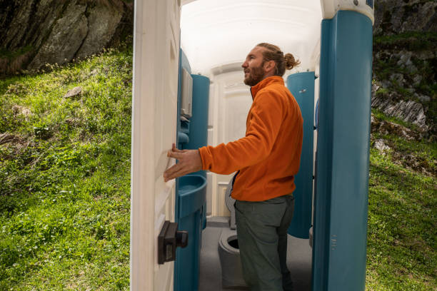 Portable Toilet Options We Offer in Evansville, WY